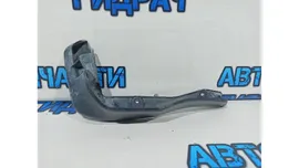 Брызговик передний правый Honda Accord.