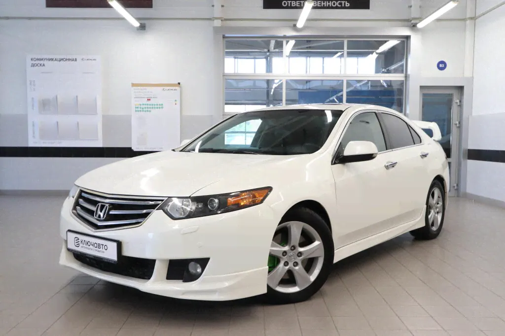 Honda Accord 2010 года с пробегом 277 778 км-0